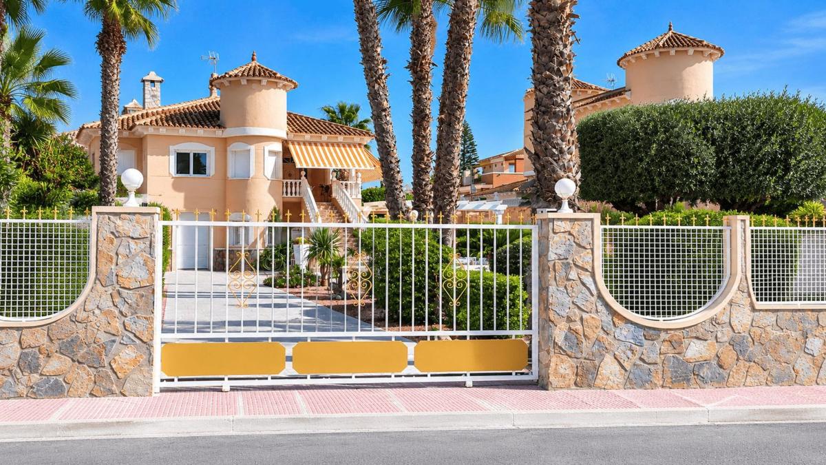 Propiedades en venta y alquiler en España photo 2