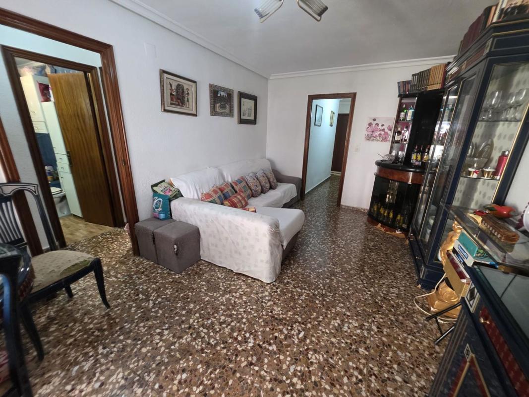 Продажа квартиры на Piso en Navegantes, 7, Playa del Cura, Torrevieja, Торревьеха
 photo 2