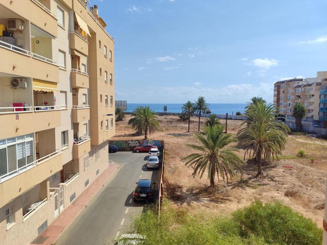 Продажа квартиры на Piso en Playa del Cura, Torrevieja, Торревьеха
 photo 2