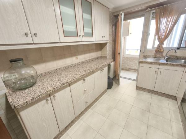 Sale of flat in Piso en Barri Eixample, Alcoy / Alcoi, Alcoy
thumbnail 3