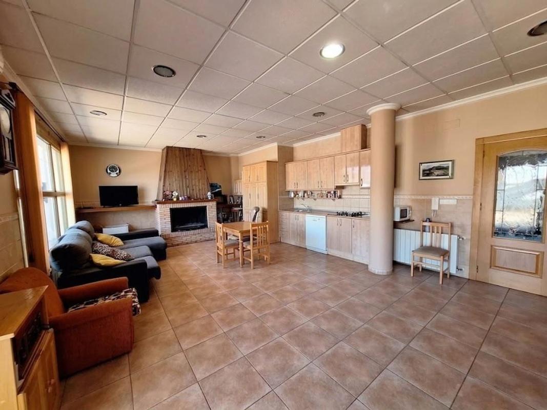 Недвижимость на продажу и в аренду в Испании photo 5