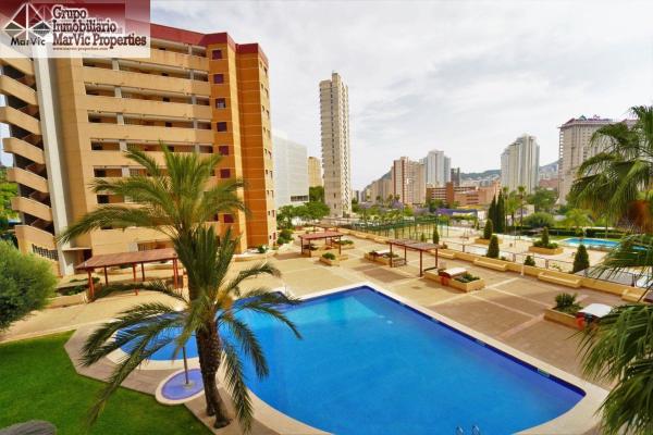 Sale of flat in Piso en Calle del Actor Luis Prendes, Playa de Poniente, Benidorm, Benidorm
thumbnail 3