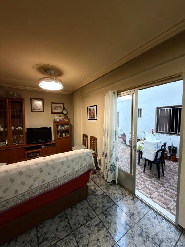 Продажа квартиры на Piso en Barri Santa Rosa, Alcoy / Alcoi, Алкой
photo 1