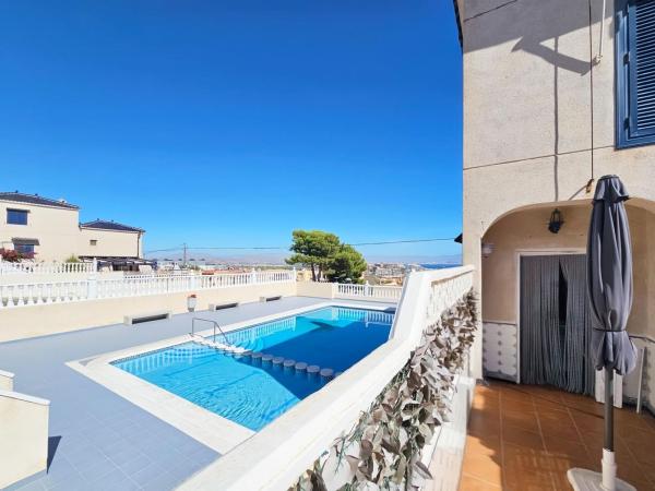 Casa o chalet independiente en Panorama-Sierramar, Gran Alacant photo 1