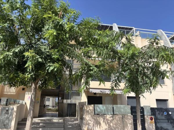 Продажа квартиры на Piso en Pueblo Latino, Pilar de la Horadada, Пилар де ла Орадада
 photo 4