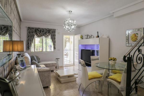 Chalet pareado en Calle Isla Portichol N¹1, 37, La Fiesta, Rojales thumbnail 2
