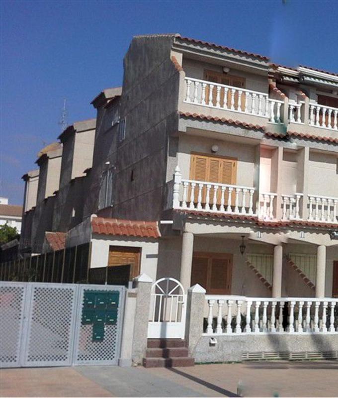Недвижимость на продажу и в аренду в Испании photo 1
