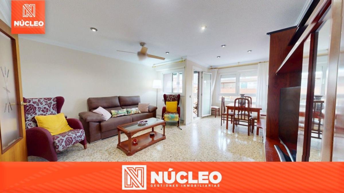 Venta de piso en Piso en Avenida José Martinez González, Plaza Castelar - Mercado Central, Elda, Elda
photo 1