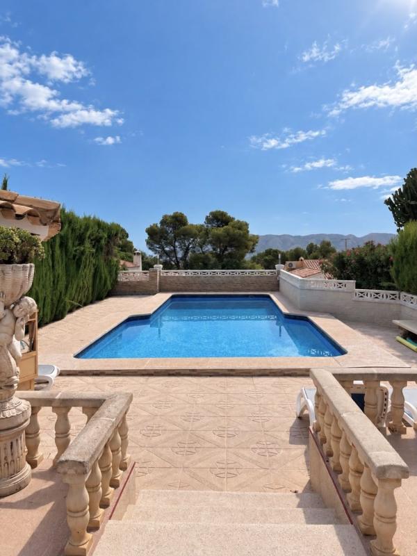 Properties for sale and rent in Spain photo 3