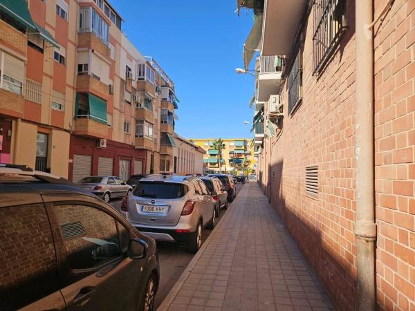 Venta de piso en Piso en Tómbola - Rabasa, Alicante / Alacant, Alicante / Alacant
thumbnail 3