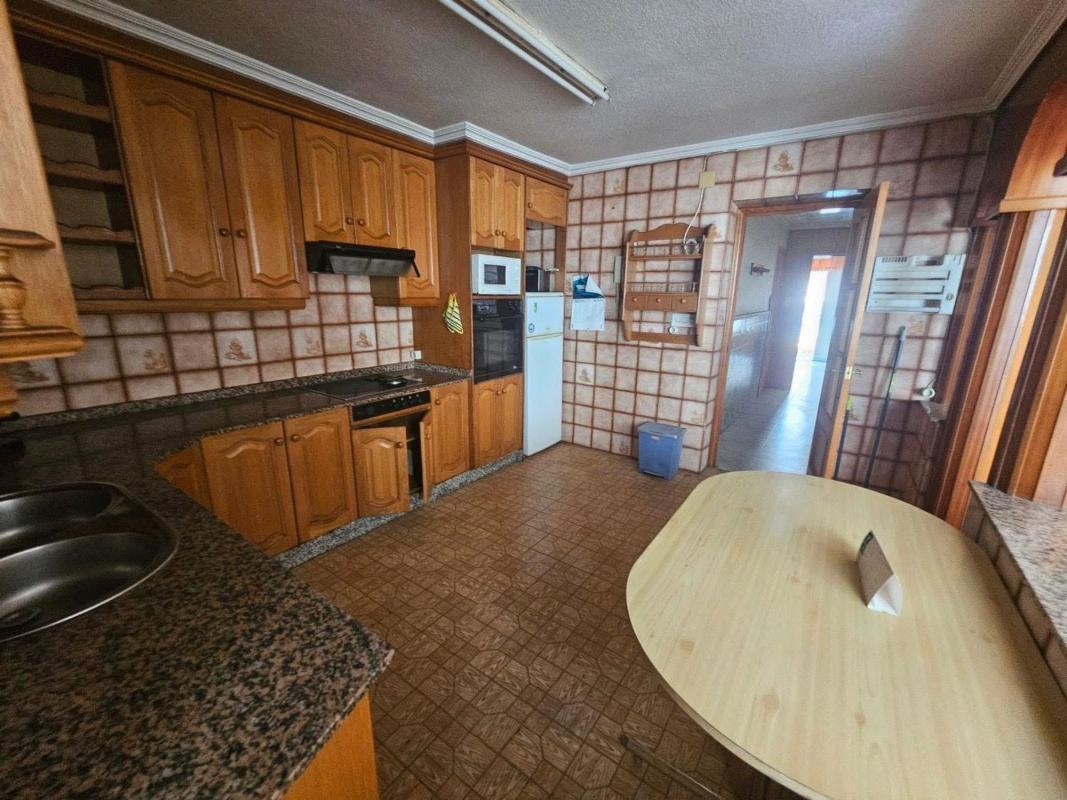 Sale of apartment in Piso en Zona Pueblo, Guardamar del Segura, Guardamar del Segura
photo 2