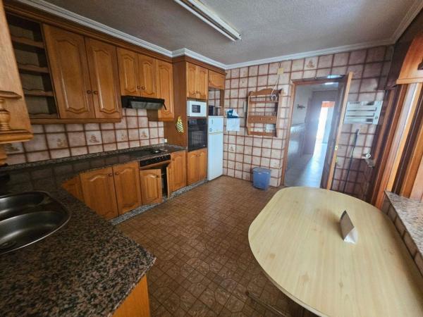 Venta de piso en Piso en Zona Pueblo, Guardamar del Segura, Guardamar del Segura
thumbnail 2