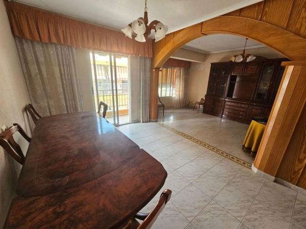 Venta de piso en Piso en Zona Pueblo, Guardamar del Segura, Guardamar del Segura
thumbnail 3