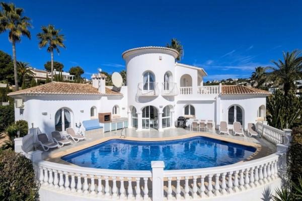 Частный шале на продаже в Casa o chalet en Casco Urbano, Moraira, Морайра thumbnail 3
