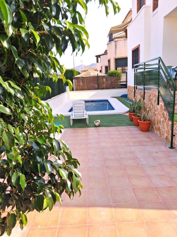 Properties for sale and rent in Spain photo 3