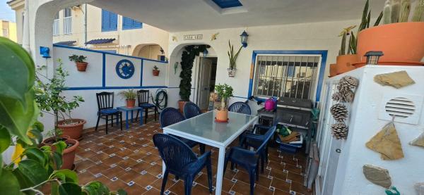 Chalet pareado en Calle La Rioja, Panorama-Sierramar, Gran Alacant thumbnail 3