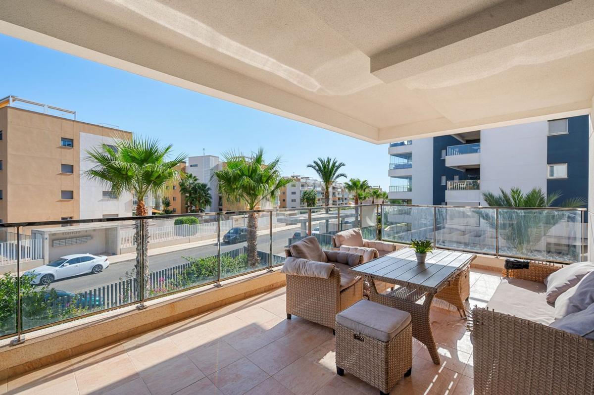 Sprzedaż mieszkania w Piso en Calle Vainilla, Villamartín, Orihuela, Orihuela
 photo 3