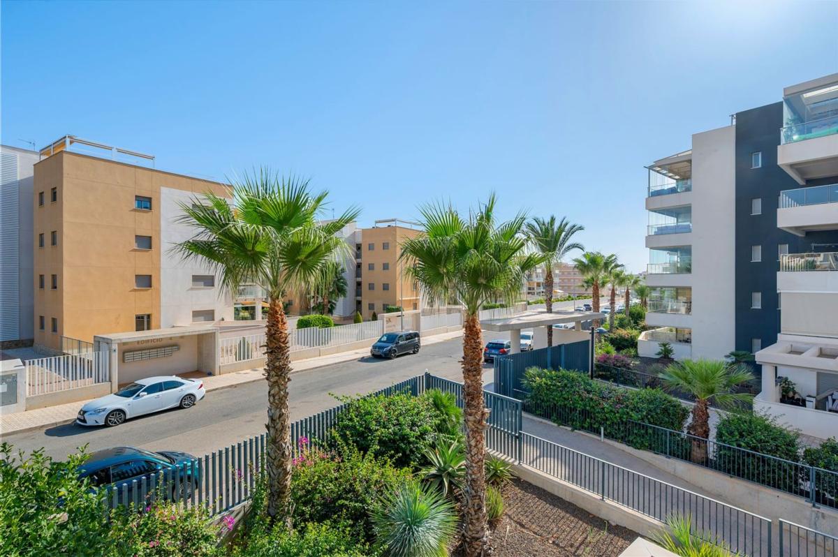 Sprzedaż mieszkania w Piso en Calle Vainilla, Villamartín, Orihuela, Orihuela
 photo 5