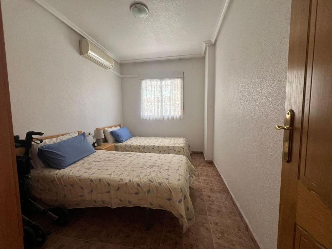 Продажа квартиры на Piso en Calle Zoa, 80, Antonio Machado, Torrevieja, Торревьеха
photo 4