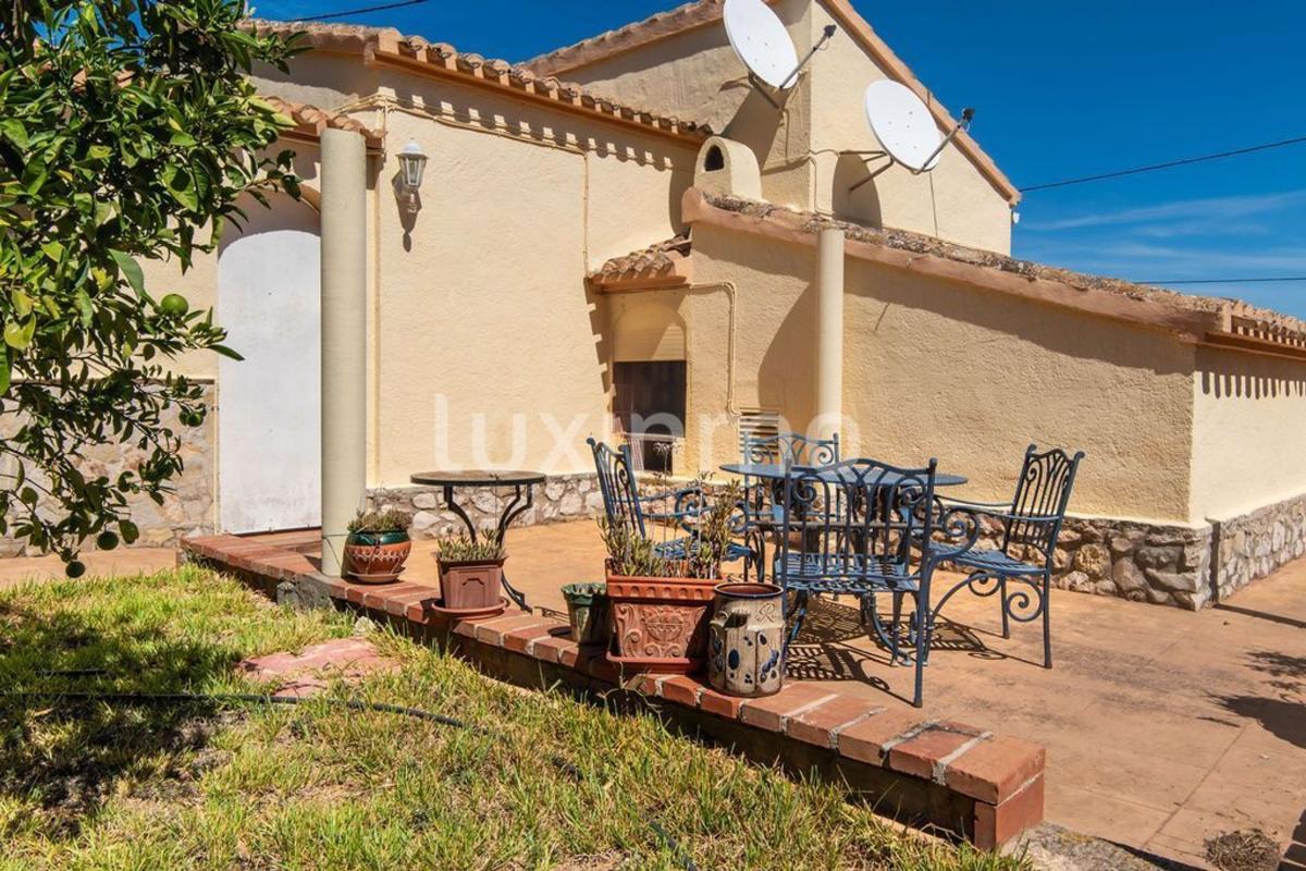Properties for sale and rent in Spain photo 1