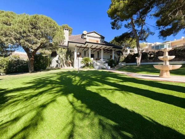 Casa o chalet independiente en Calle Miguel Hernández, 4, Dehesa de Campoamor, Orihuela thumbnail 2