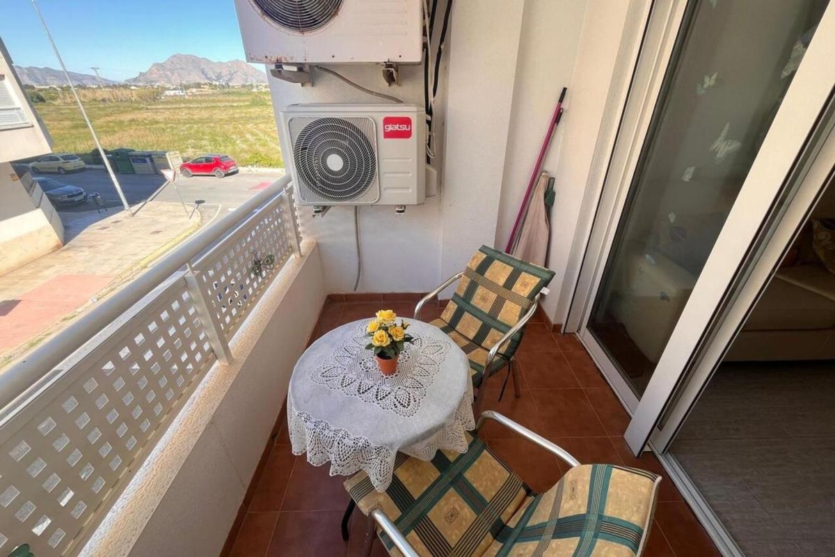 Продажа квартиры на Piso en Calle República Argentina, Almoradí, Алморади
 photo 3