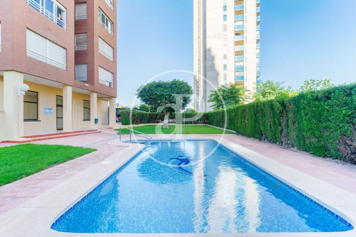Venta de piso en Piso en Pueblo Levante, Benidorm, Benidorm
photo 1