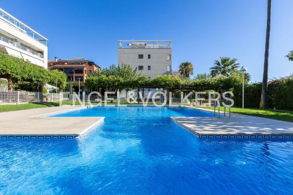 Sale of flat in Piso en Les Bassetes-El Marjal, Denia, Denia
thumbnail 2