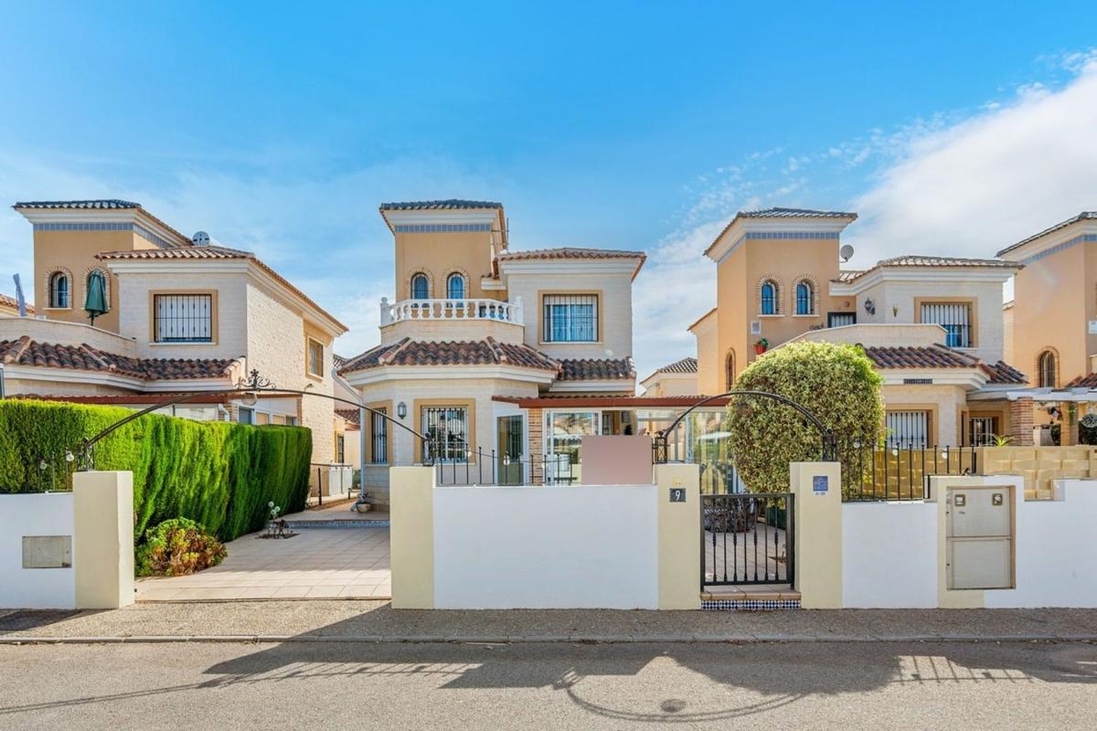 Propiedades en venta y alquiler en España photo 2