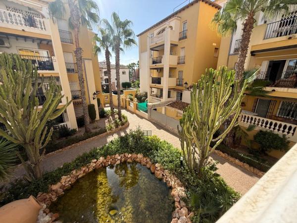 Продажа квартиры на Piso en Avenida Roentgen, 6, Zona los Frutales, Torrevieja, Торревьеха
photo 1