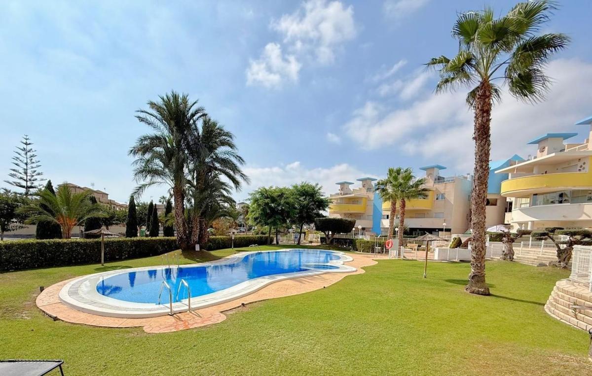Sprzedaż mieszkania w Piso en Villamartín, Orihuela, Orihuela
photo 1