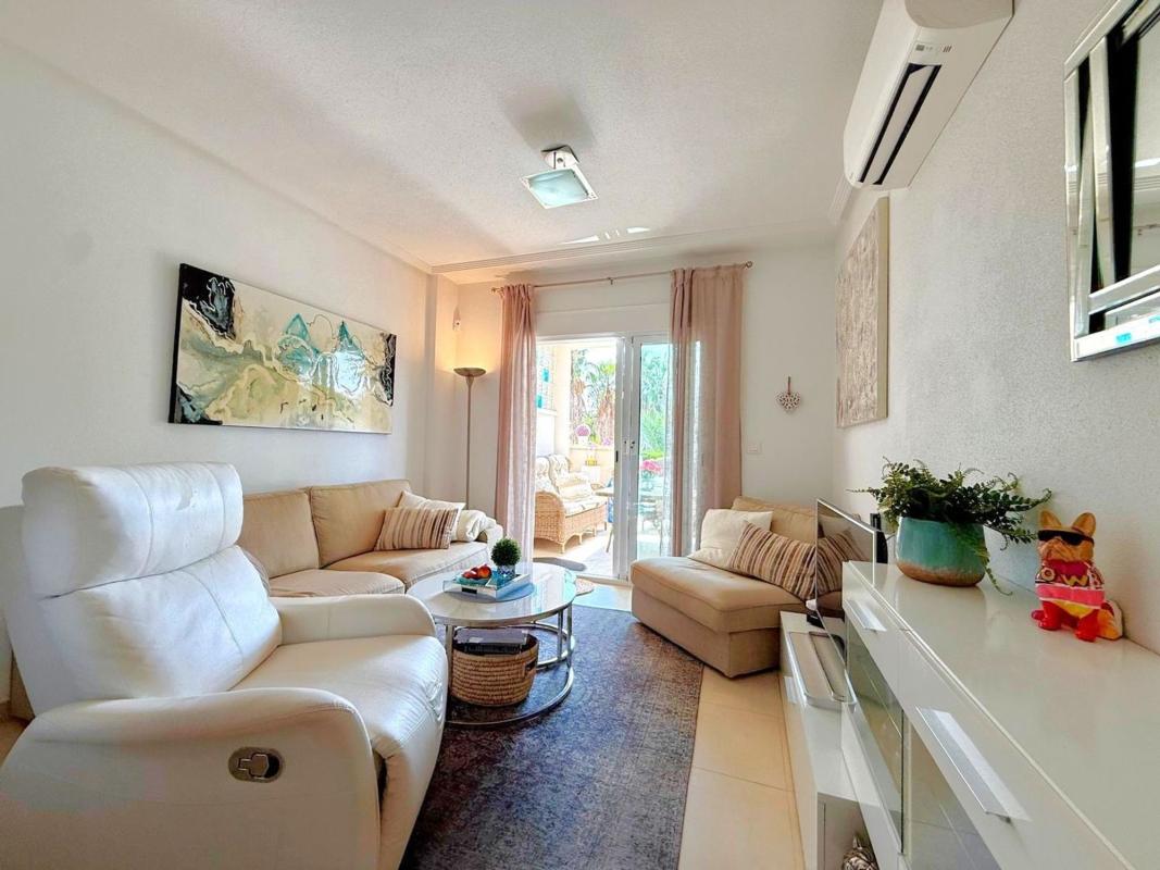 Sprzedaż mieszkania w Piso en Villamartín, Orihuela, Orihuela
photo 5