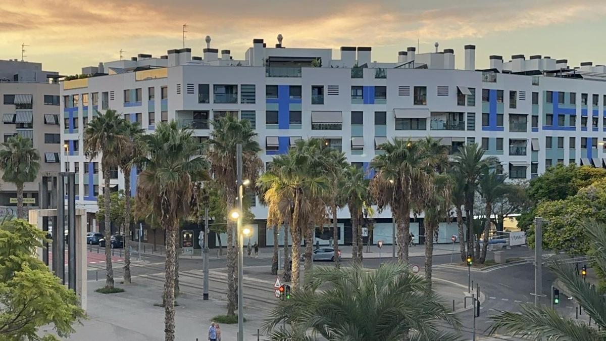 Продажа квартиры на Piso en Calle del Doctor Bergez, Carolinas Altas, Alicante / Alacant, Аликанте / Алакант
photo 3