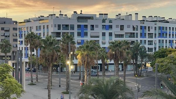Venta de piso en Piso en Calle del Doctor Bergez, Carolinas Altas, Alicante / Alacant, Alicante / Alacant
thumbnail 3