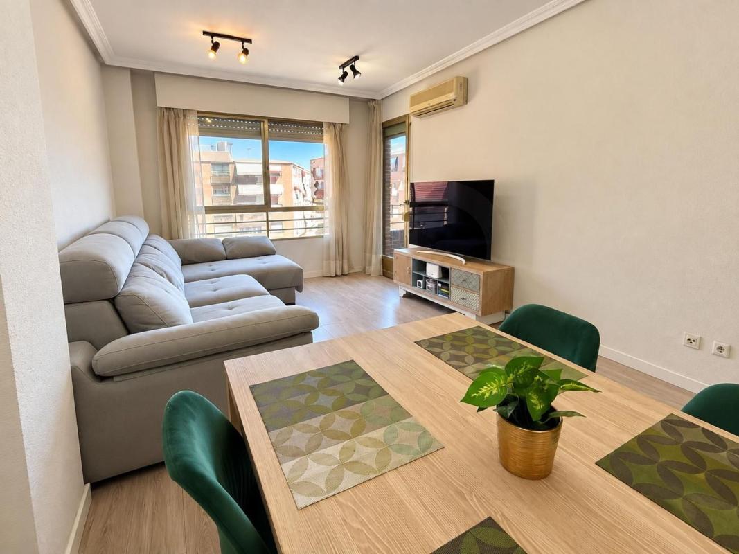 Venta de piso en Piso en Calle Cronista Joaquin Collia s/n, Campoamor, Alicante / Alacant, Alicante / Alacant
 photo 2