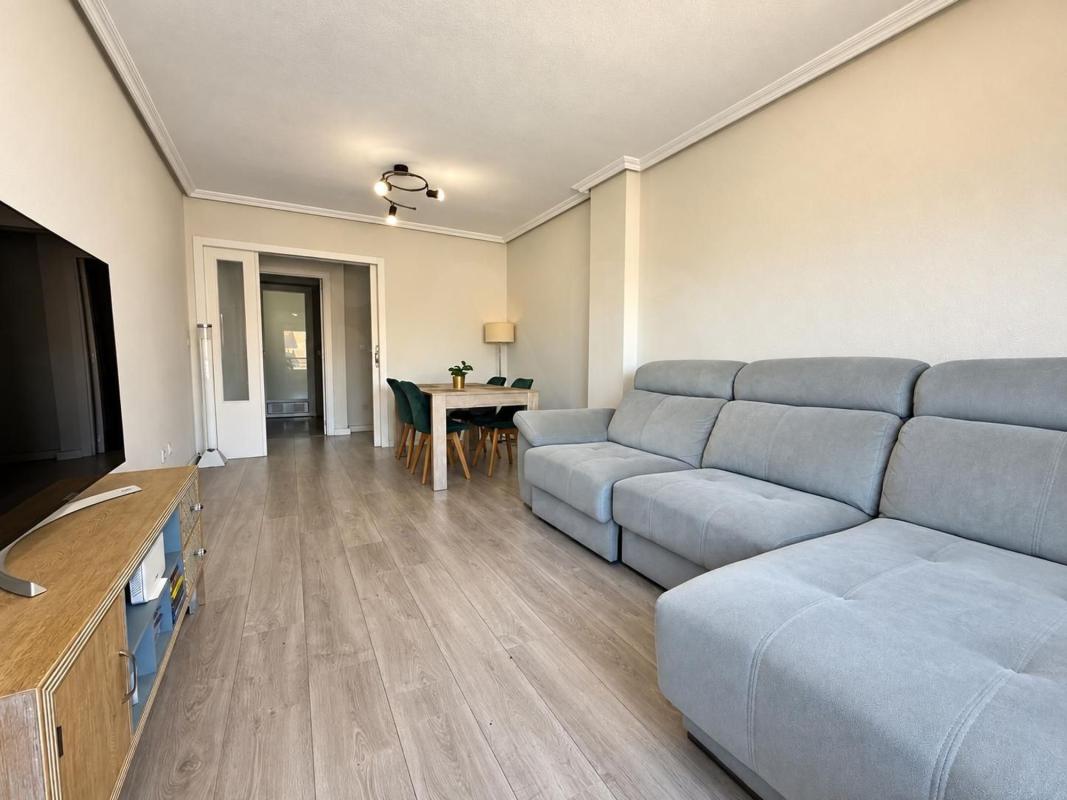 Venta de piso en Piso en Calle Cronista Joaquin Collia s/n, Campoamor, Alicante / Alacant, Alicante / Alacant
 photo 4
