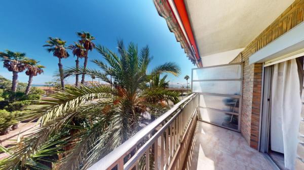 Venta de piso en Piso en Denia, Raval Roig-Virgen del Socorro, Alicante / Alacant, Alicante / Alacant
thumbnail 2