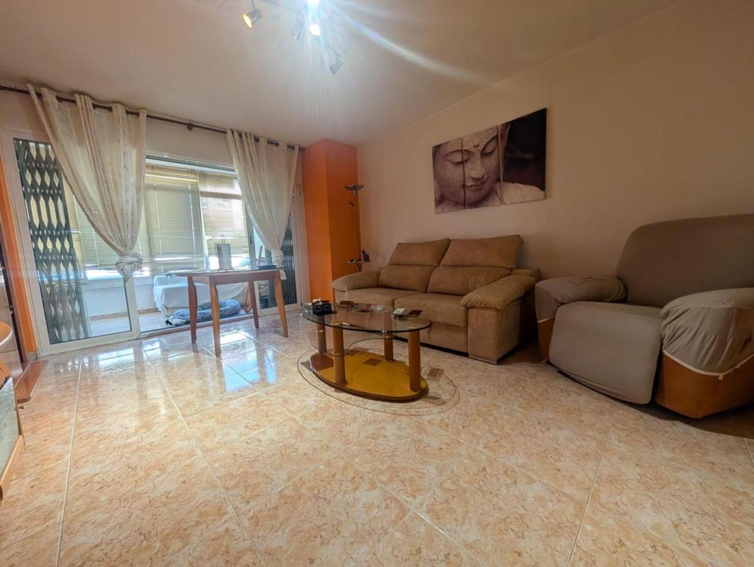 Venta de piso en Piso en Juan XXIII, Alicante / Alacant, Alicante / Alacant
 photo 3