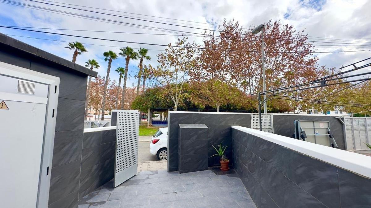 Building Residential of 90m2 for sale in Torrevieja photo 3