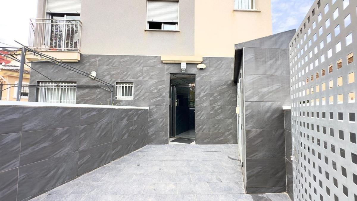 Building Residential of 90m2 for sale in Torrevieja photo 4