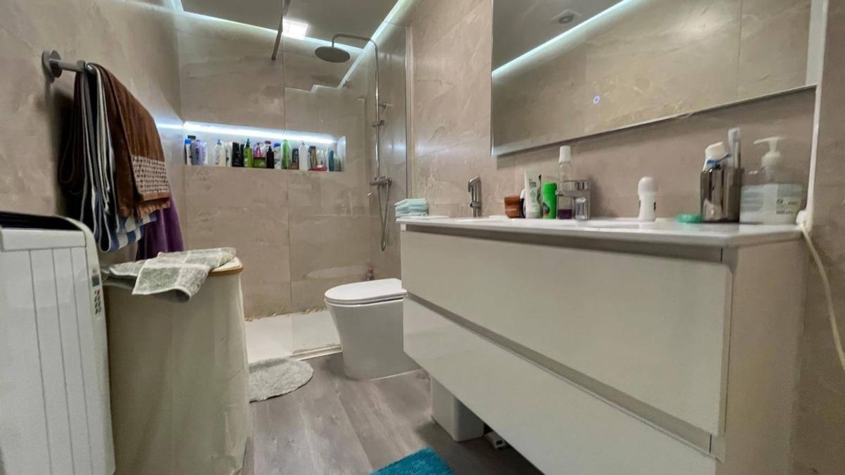 Sale of apartment in The Marina, Elche / Elx
photo 2