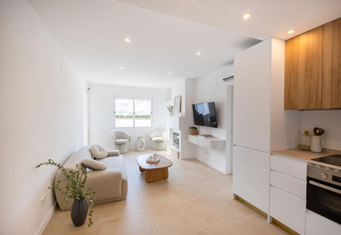 Properties for sale and rent in Spain photo 5