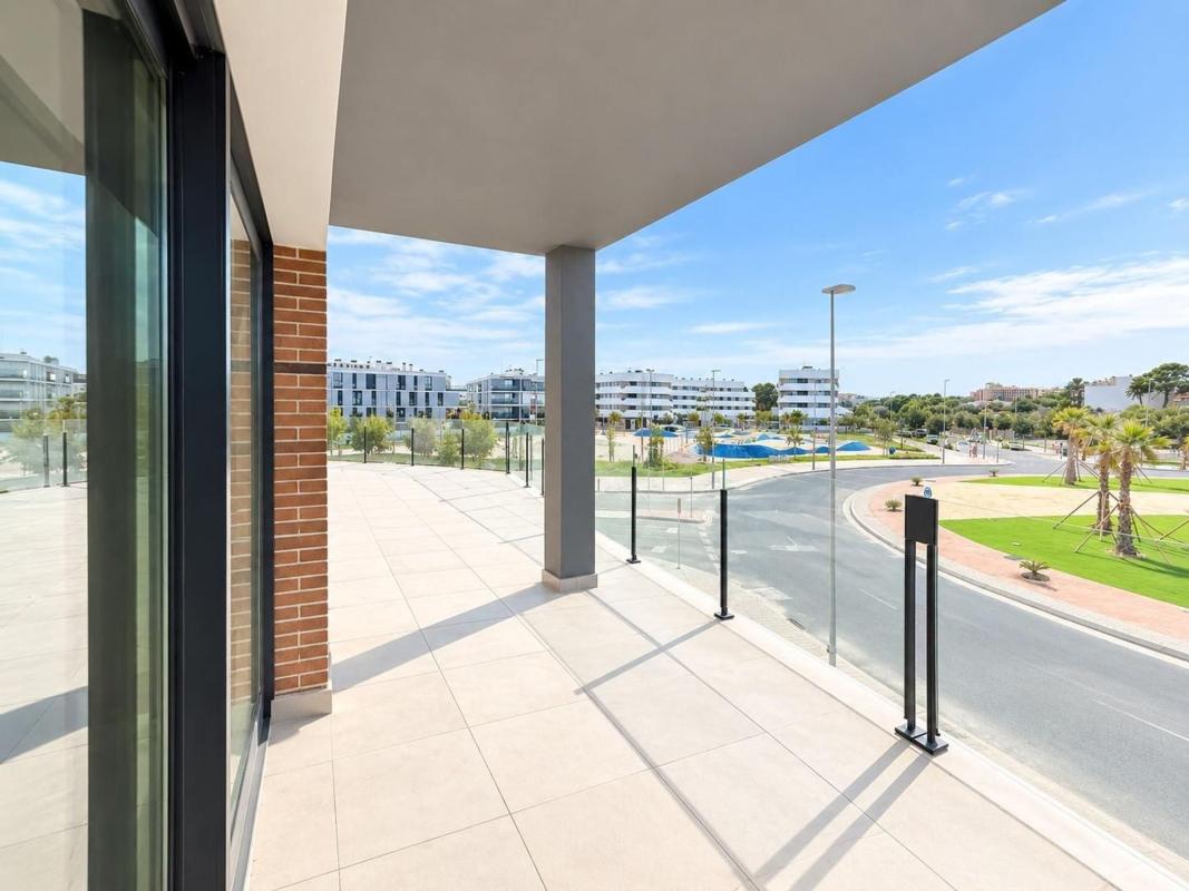 Venta de piso en Piso en Avenida Músico Maestro Antonio Climent, Nou Nazaret - Frank Espinós, San Juan de Alicante, San Juan de Alicante
photo 5