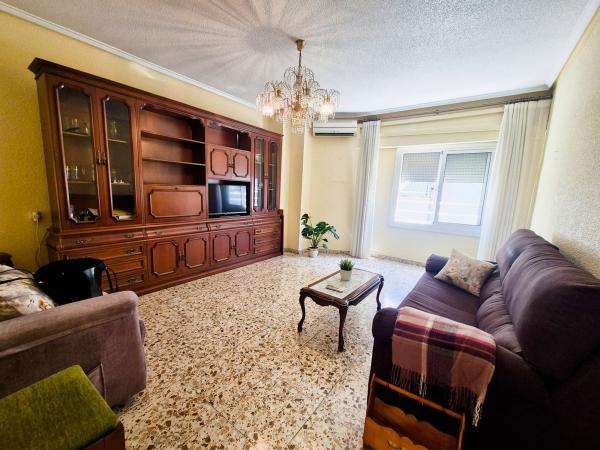 Sale of flat in Piso en Calle Pere Joan Perpinyà, 82, Plaza Crevillente-Juzgados, Elche / Elx, Elche / Elx
photo 1