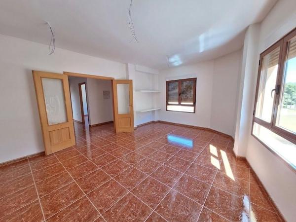 Chalet adosado en Pinoso photo 4