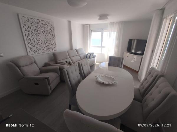 Продажа квартиры на Piso en Calle Miguel de Unamuno, Guardamar Playa, Guardamar del Segura, Гуардамар-дель-Сегура
thumbnail 3