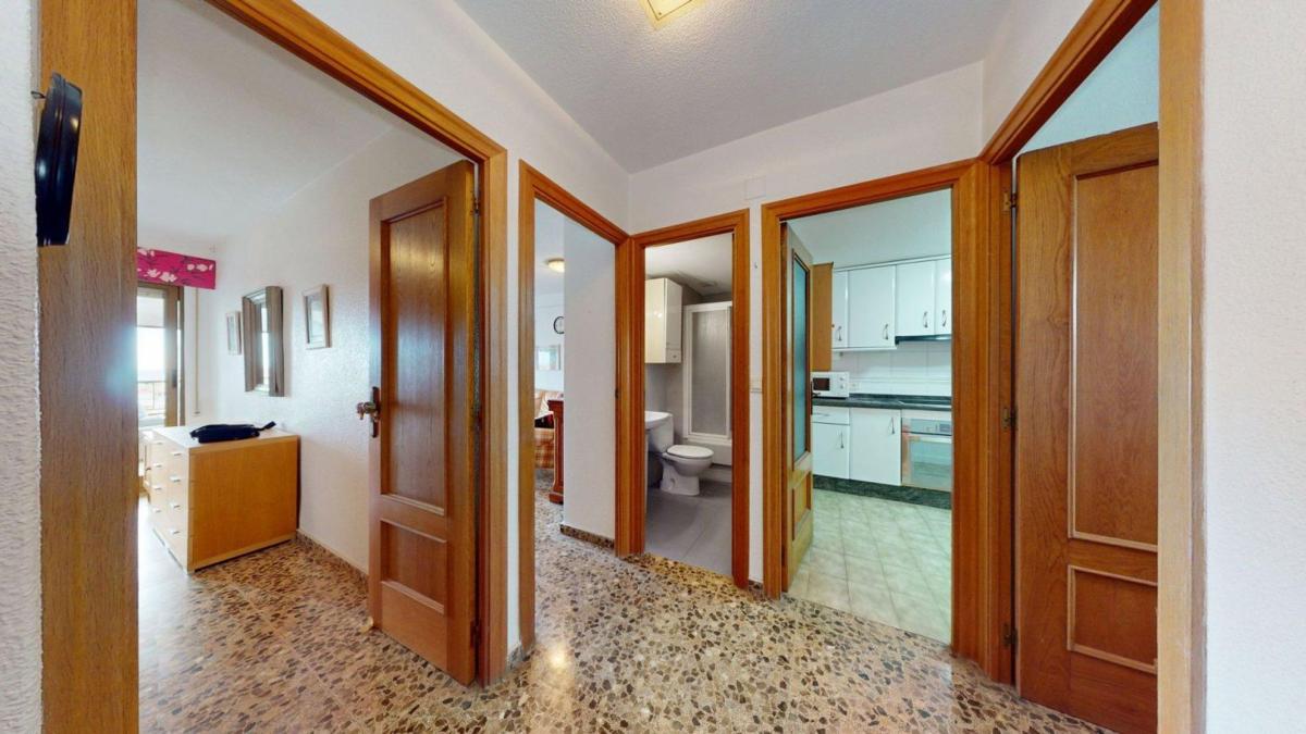 Venta de piso en Piso en Avenida de Holanda, Playa de San Juan, Alicante / Alacant, Alicante / Alacant
 photo 2
