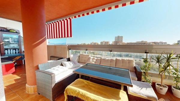 Sale of flat in Piso en Calle Gran Vía, Arenales del Sol, Elche / Elx, Elche / Elx
thumbnail 3