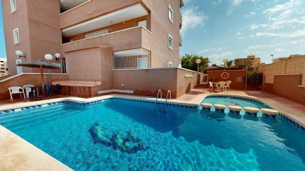 Sale of flat in Piso en Calle Gijón, Arenales del Sol, Elche / Elx, Elche / Elx
thumbnail 2