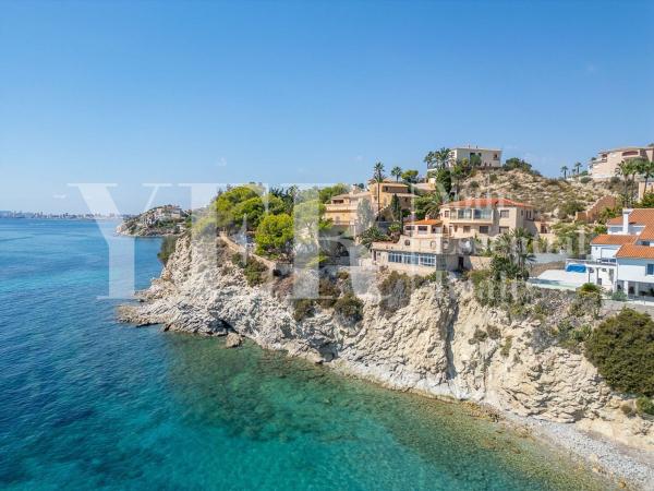 Casa o chalet independiente en Avenida d'Amèrica, Pueblo Español - Coveta Fumá, El Campello photo 1